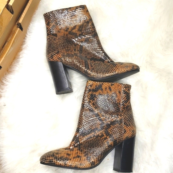 ASOS DESIGN Rescue Leather Block Heel Boots In Snake  5 - Picture 1 of 14